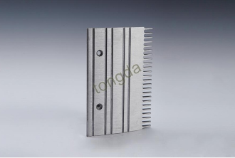 Escalator comb plate and frame